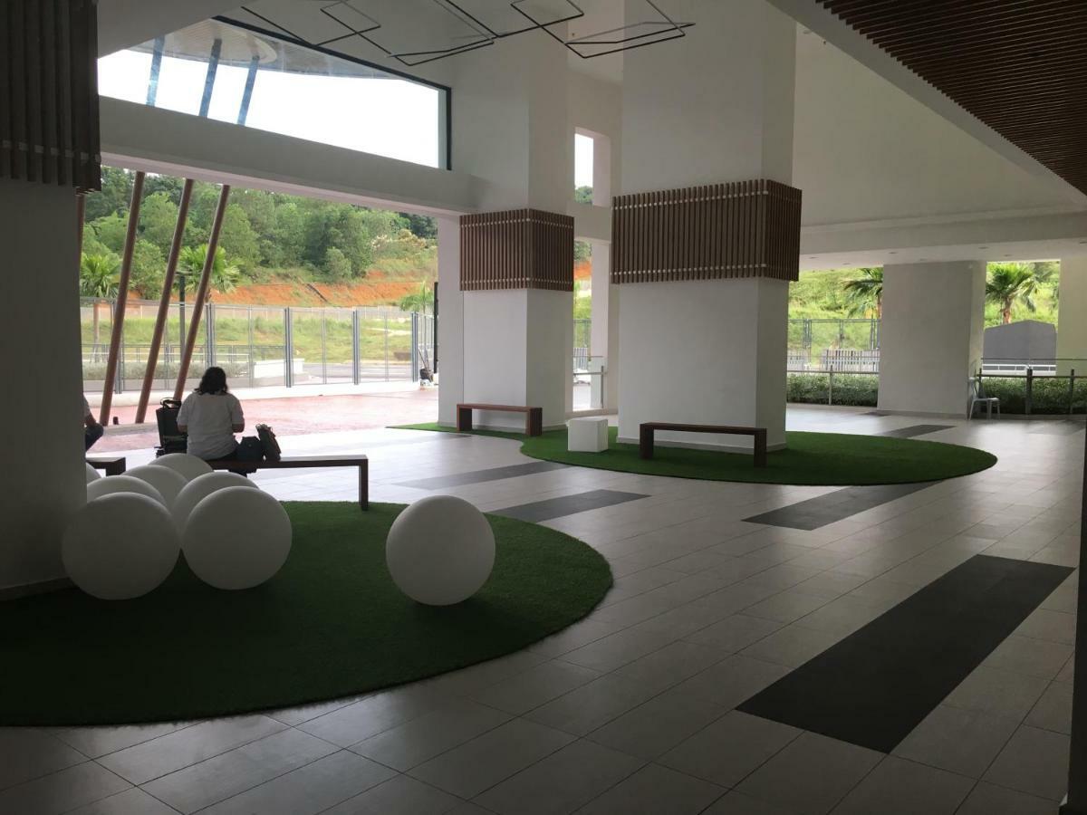 Ioi Conezion Iman's With Pool View Unit Pangsapuri Putrajaya